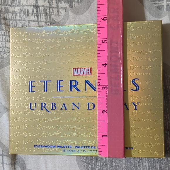 Urban Decay X Marvel Eternals eyeshadow palette NWOT - Picture 11 of 11